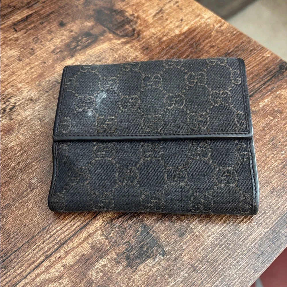 Gucci Monogram Wallet Men’s Authentic